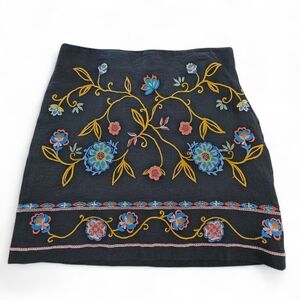 Loft Black Floral Embroidered Cotton Lined Side Zip Skirt, Women's Size 8 Petite